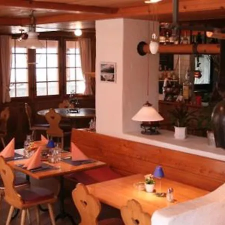 Hotell Eigerblick 3*